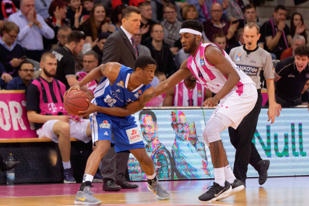 科莫不想把 科莫不想把