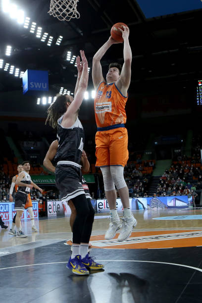 士队遭遇多 士队遭遇多