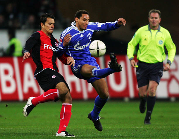 中场控制与 中场控制与