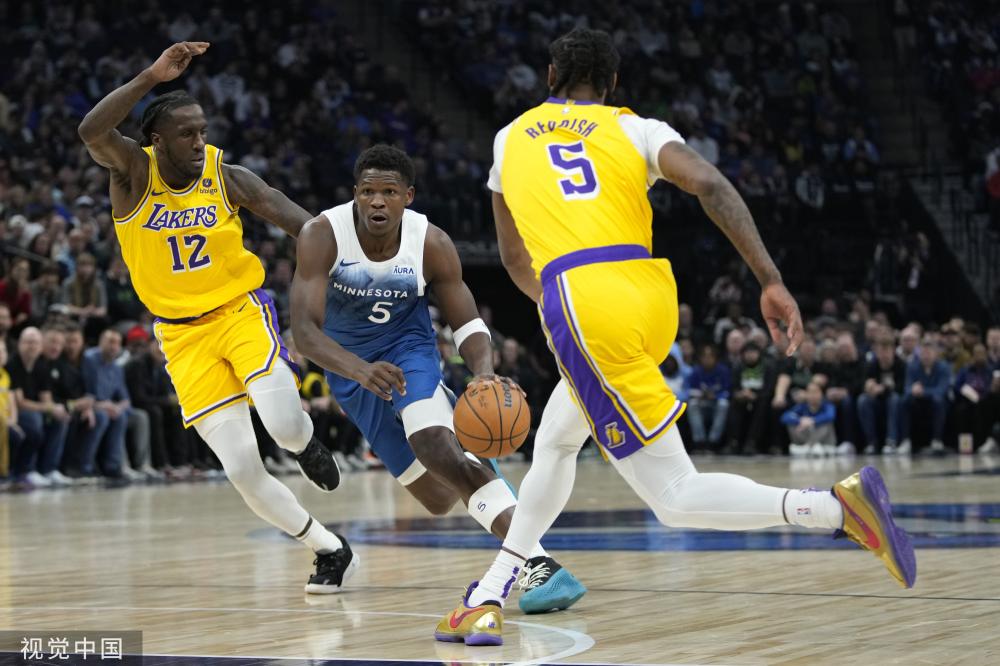 展正在迎来 展正在迎来